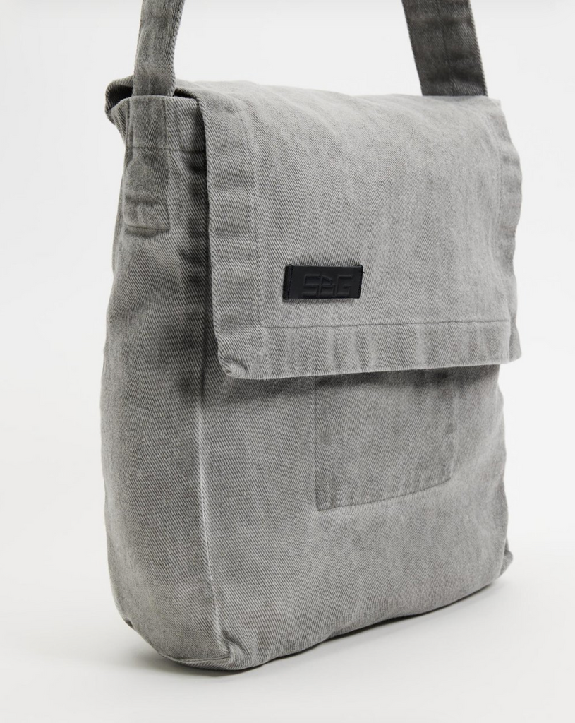 FLUORSPAR - Denim Shoulder Bag - Dark Grey Pigment